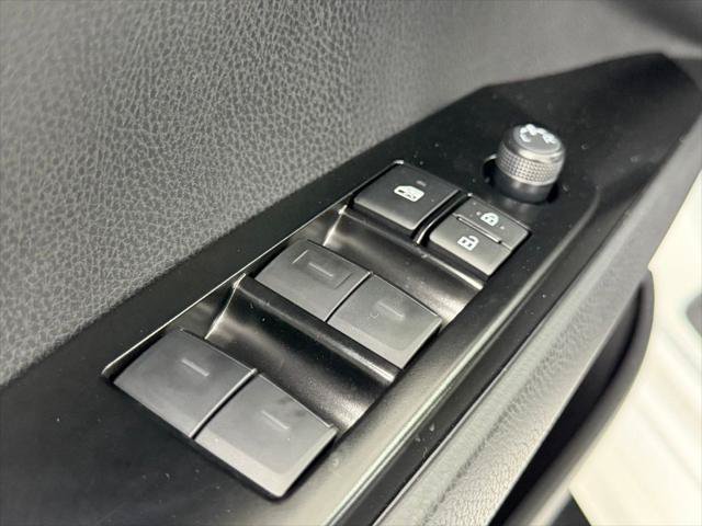 Used 2026 Toyota Camry SE FWD image 20