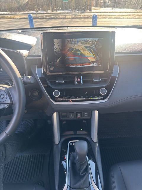 Used 2024 Toyota Corolla Cross XSE image 17
