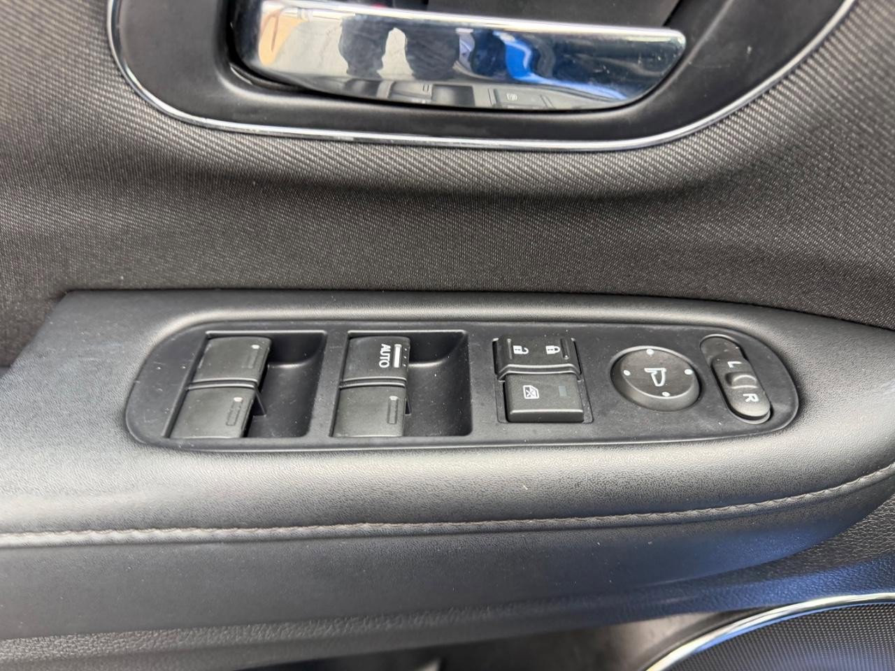 Used 2022 Honda HR-V EX image 19