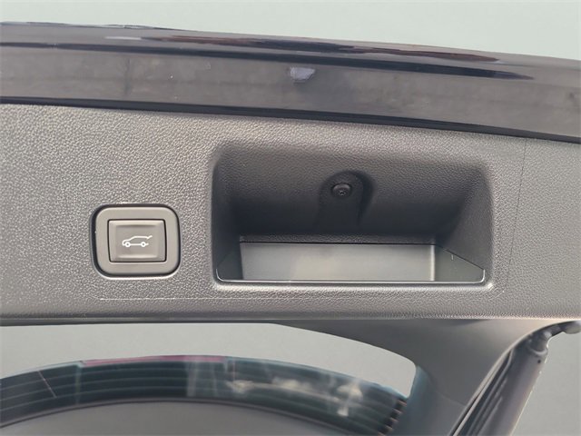 New 2026 Chevrolet Equinox EV LT image 9