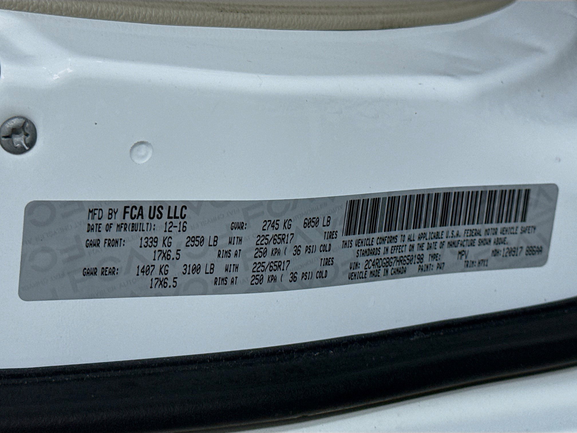 Used 2017 Dodge Grand Caravan SE FWD image 36