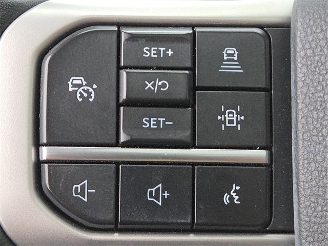 Used 2023 Ford Expedition Limited image 17