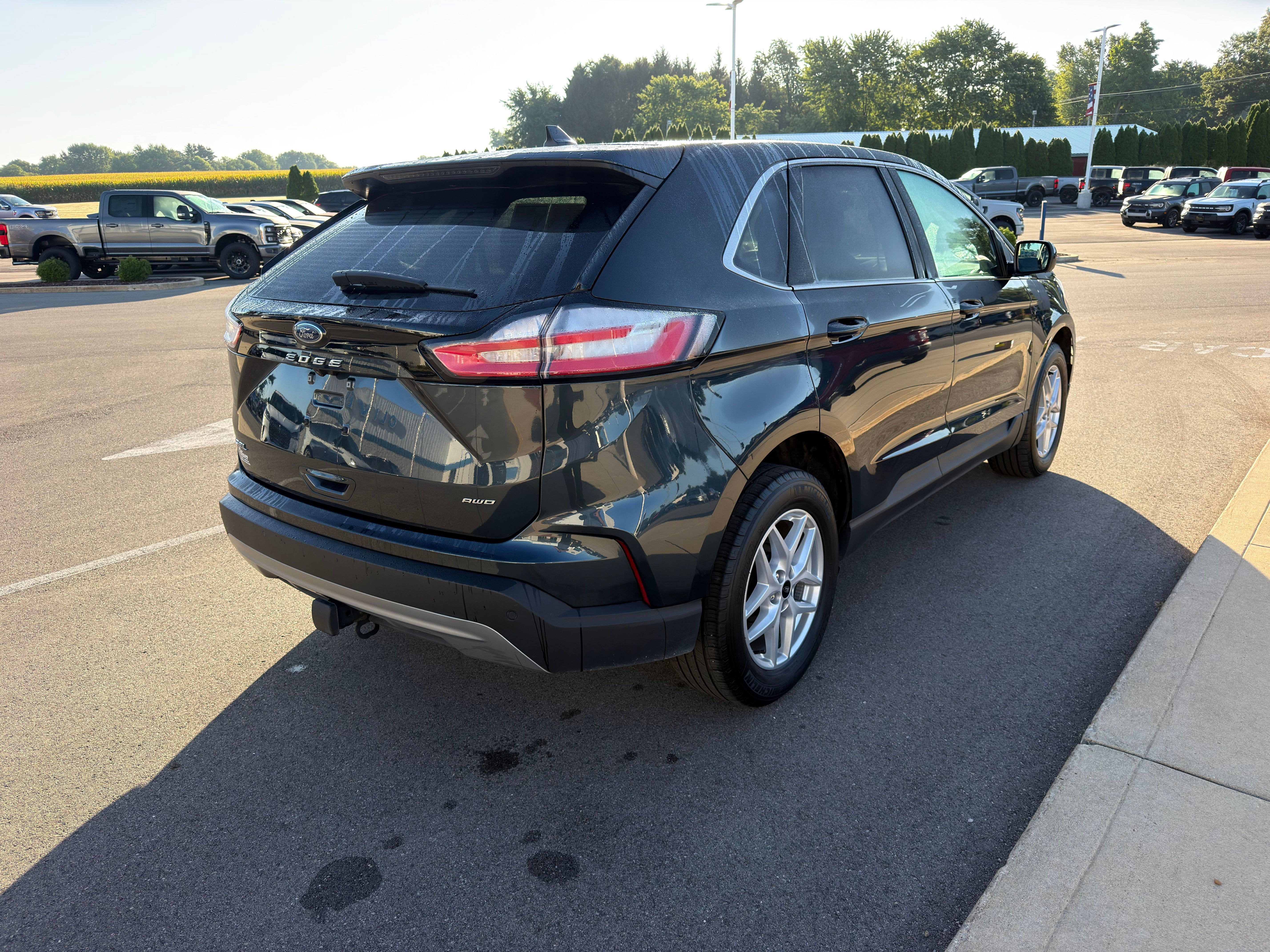 Used 2024 Ford Edge SEL w/ Convenience Package AWD/4WD image 7