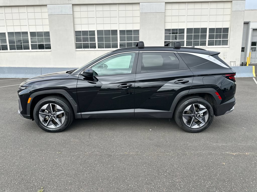 Used 2025 Hyundai Tucson SEL AWD/4WD image 3
