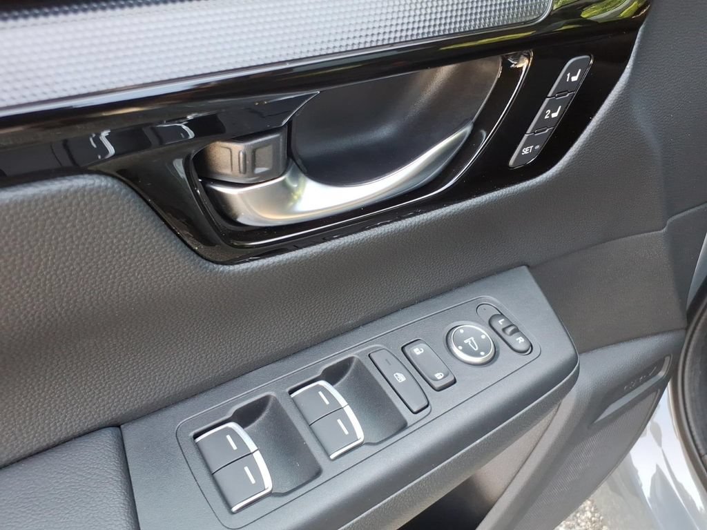 Used 2024 Honda CR-V EX-L image 11