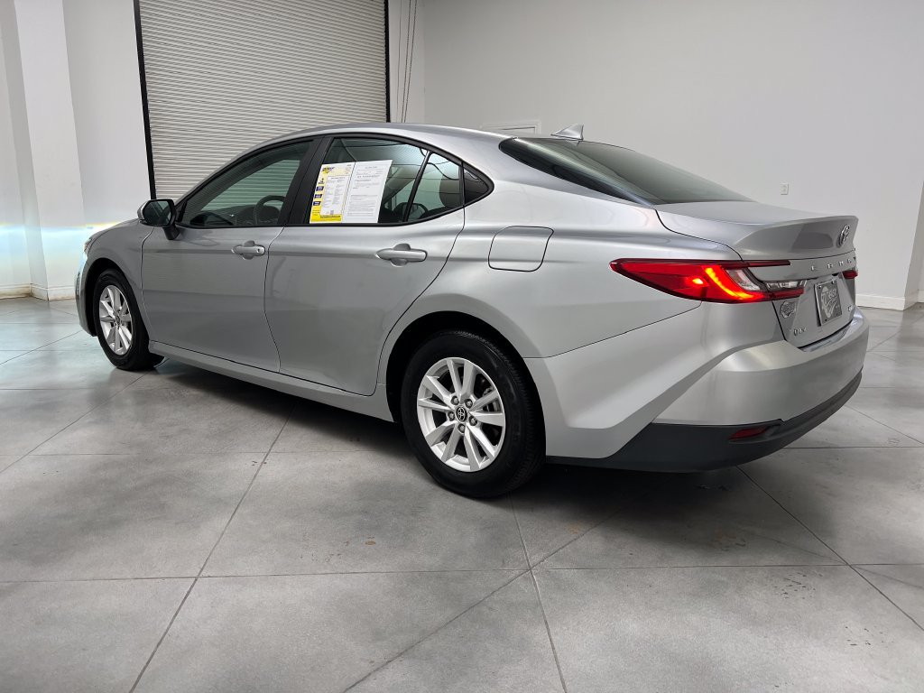 Used 2025 Toyota Camry LE FWD image 6