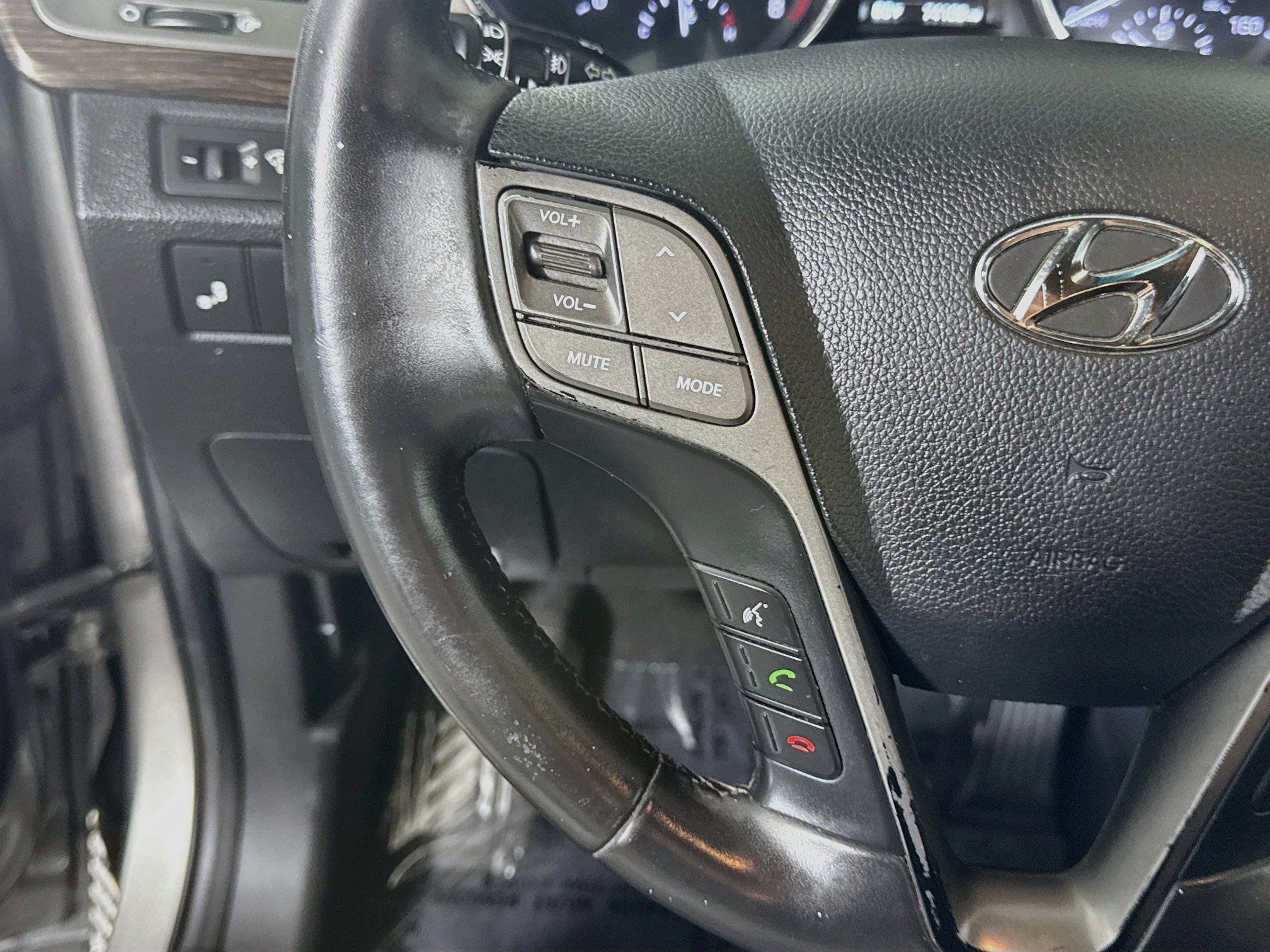 Used 2017 Hyundai Santa Fe Sport FWD image 14