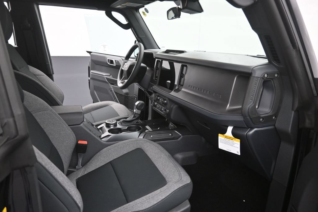 New 2026 Ford Bronco 4-Door AWD/4WD image 27