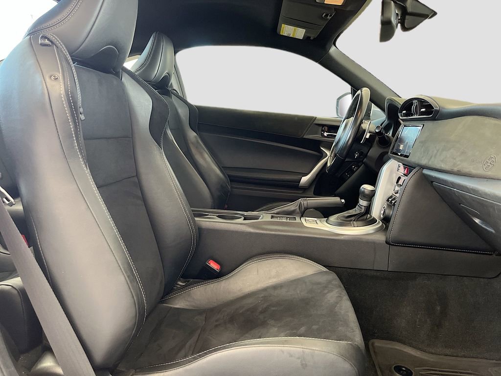 Used 2020 Toyota 86 RWD image 27