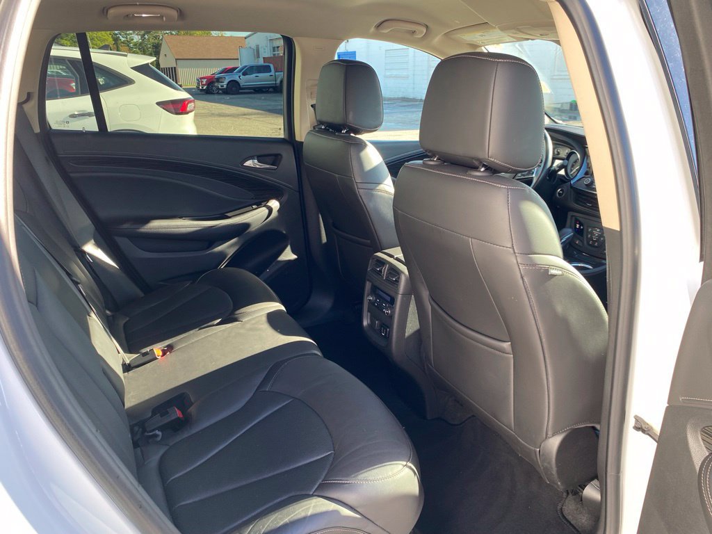 Used 2018 Buick Envision Essence FWD image 35