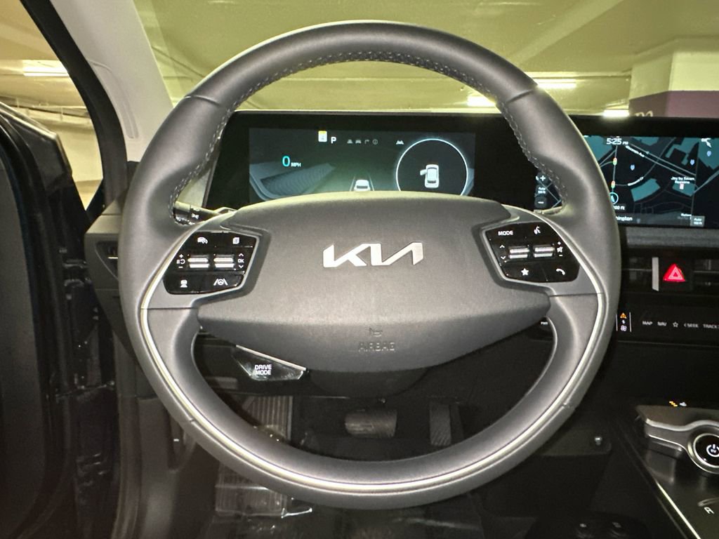 Certified 2024 Kia EV6 Light image 29