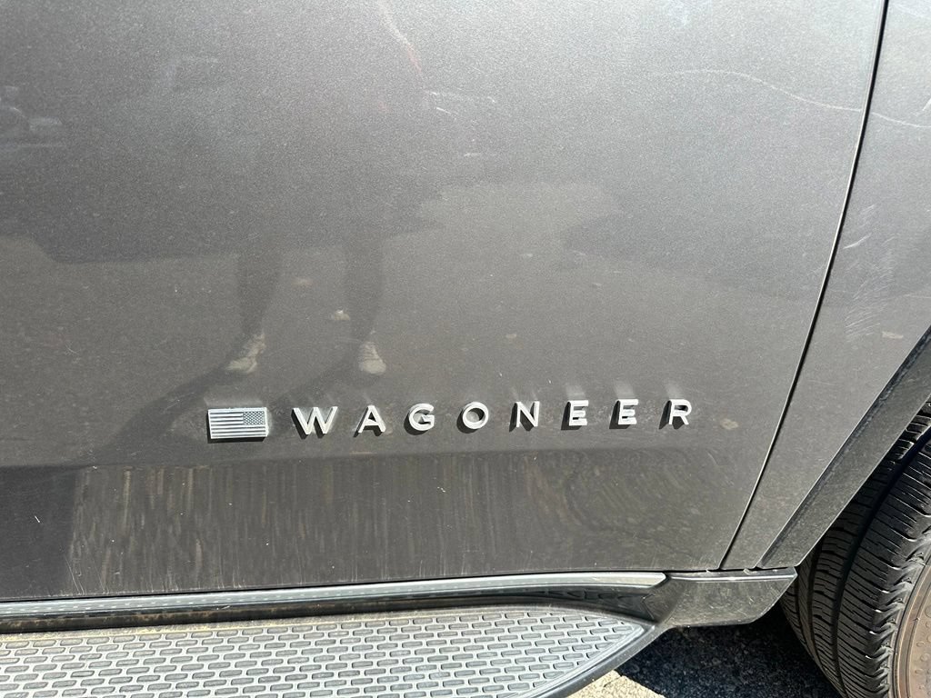 Used 2024 Jeep Wagoneer Series II AWD/4WD image 6