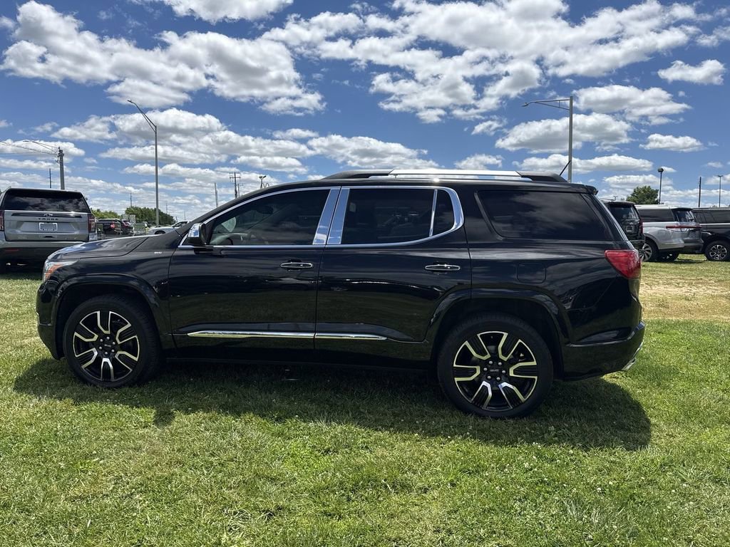 Used 2019 GMC Acadia Denali w/ Technology Package AWD/4WD image 11