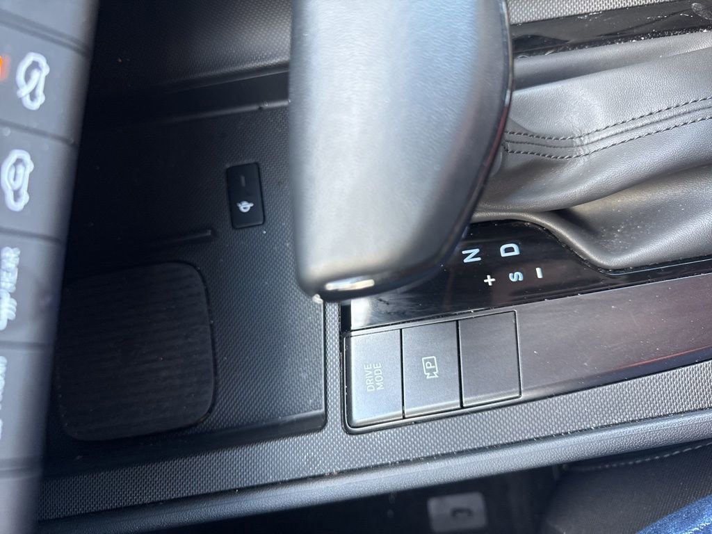 Used 2025 Hyundai Elantra Sport image 26