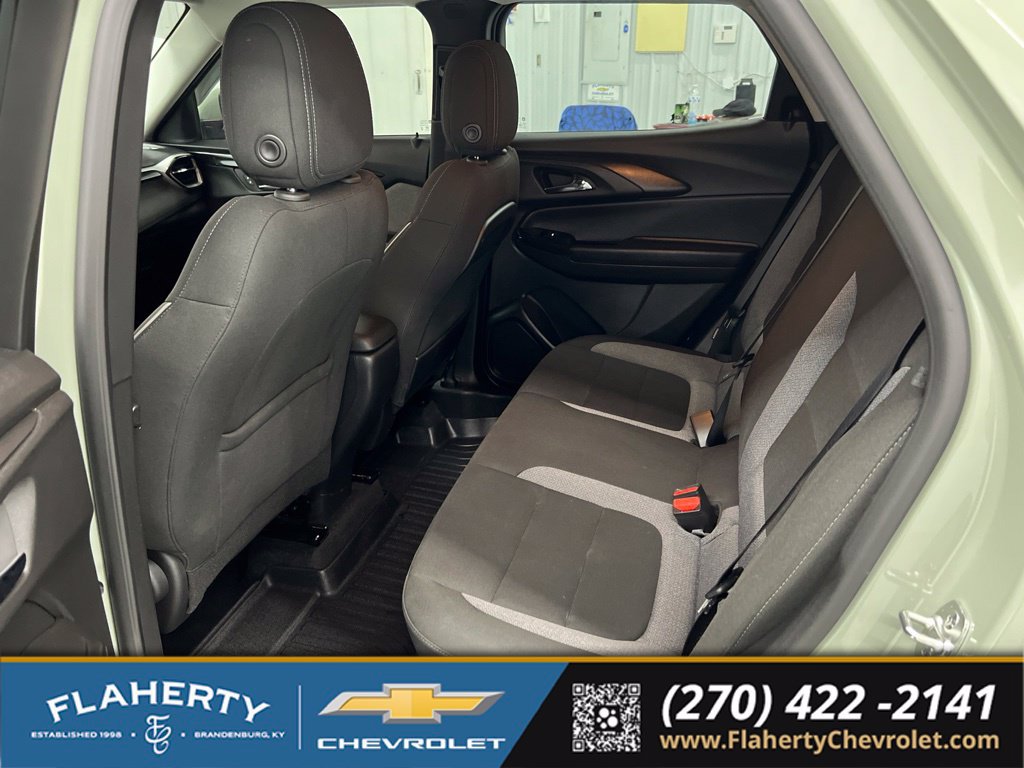 Used 2025 Chevrolet TrailBlazer LT FWD image 11