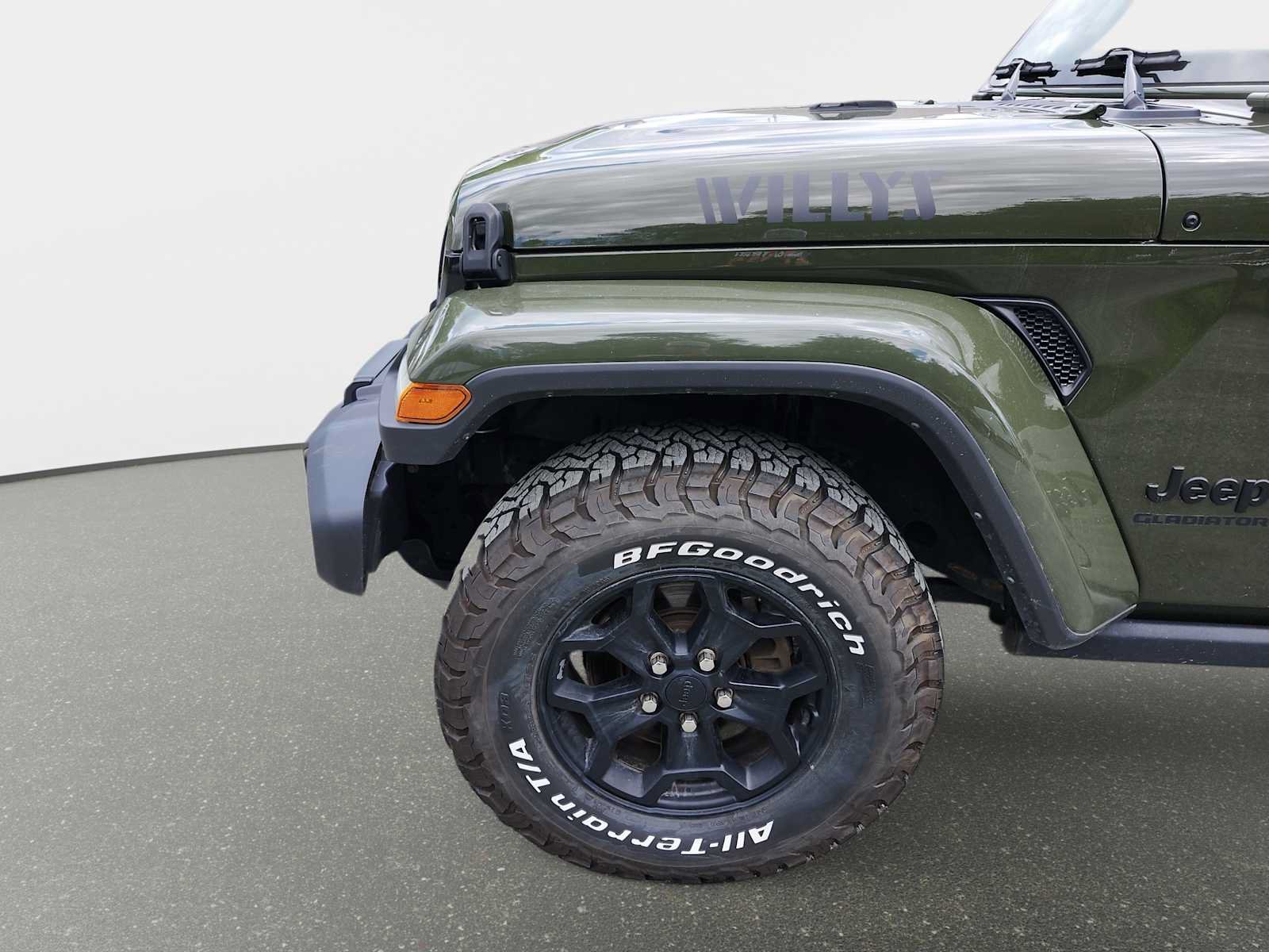 Used 2022 Jeep Gladiator Sport AWD/4WD image 10