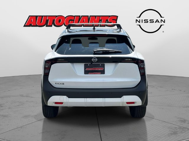 New 2026 Nissan Kicks SV w/ Cold Weather Package FWD image 4
