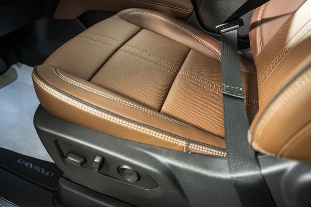 New 2026 Chevrolet Suburban High Country image 44