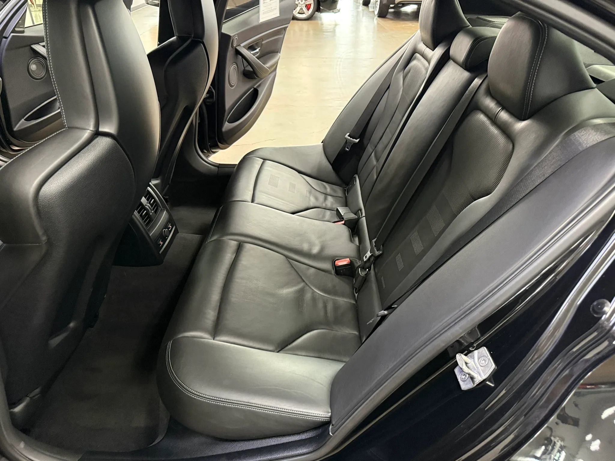 Used 2016 BMW M3 Sedan image 19