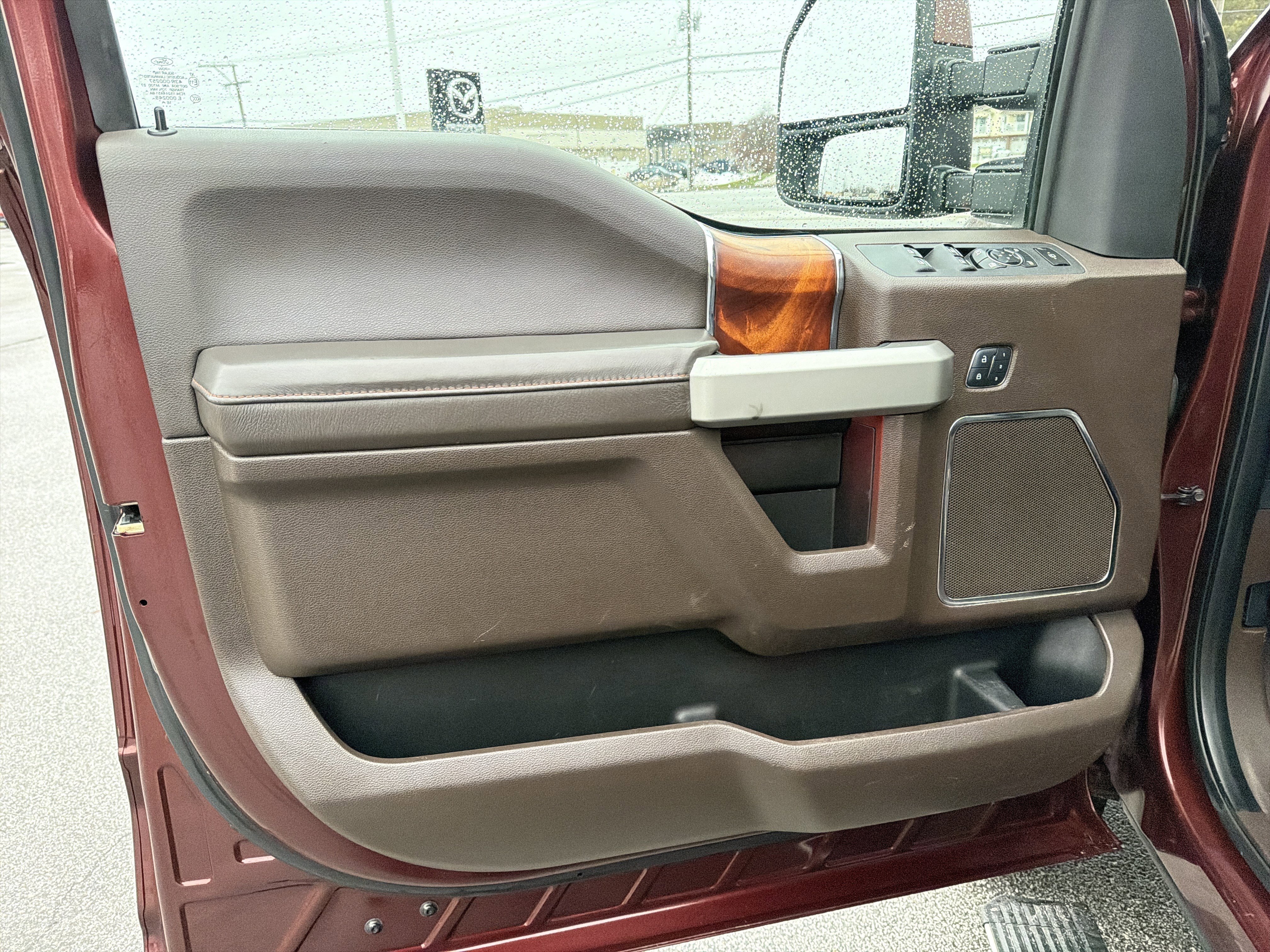 Used 2017 Ford F250 King Ranch w/ King Ranch Ultimate Package image 11