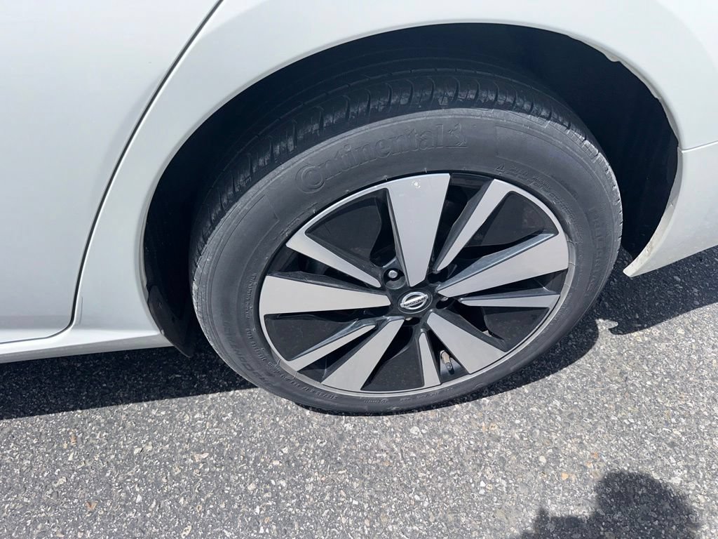Used 2022 Nissan Altima 2.5 SV AWD/4WD image 17