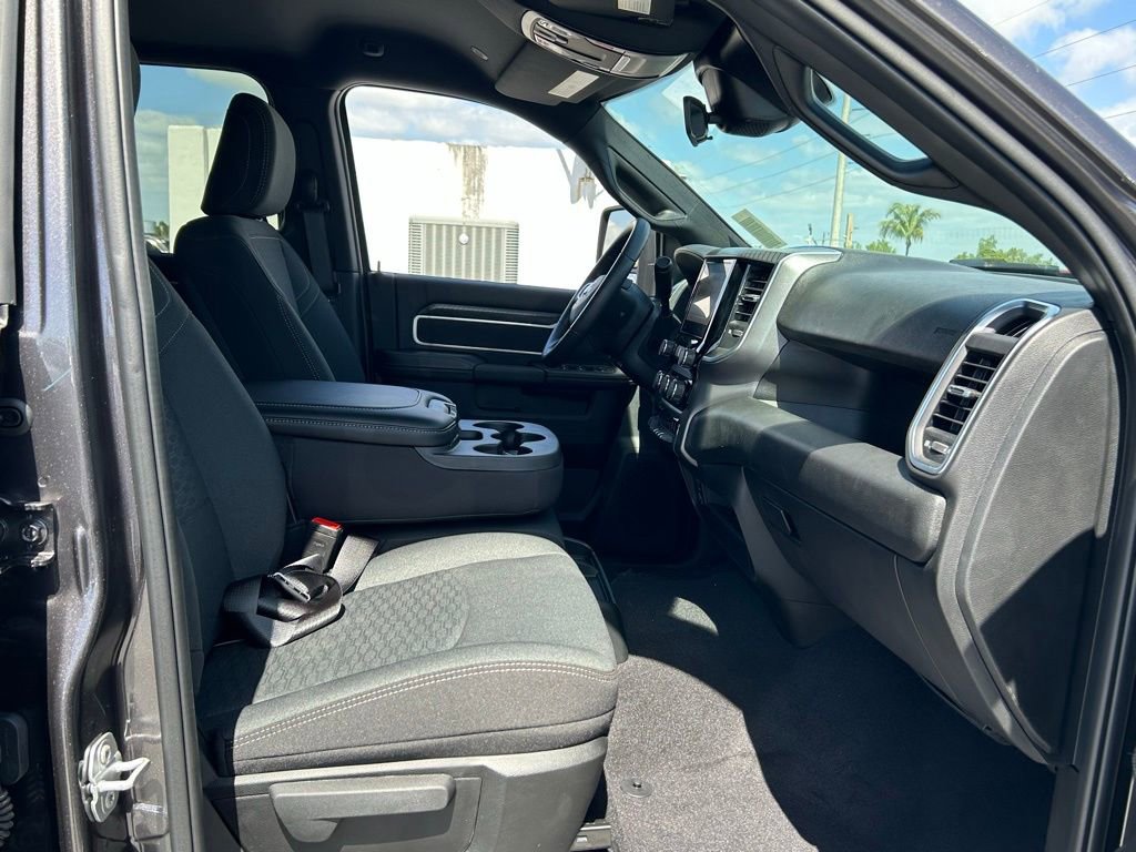 New 2025 RAM 2500 Big Horn image 28