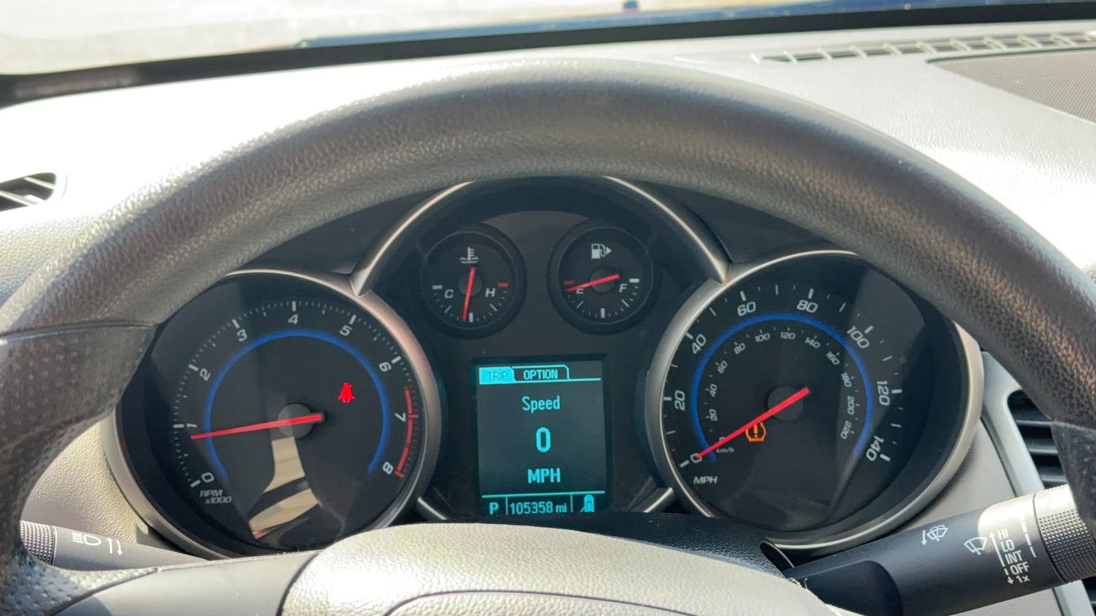 Used 2016 Chevrolet Cruze LT w/ Technology Package FWD image 11