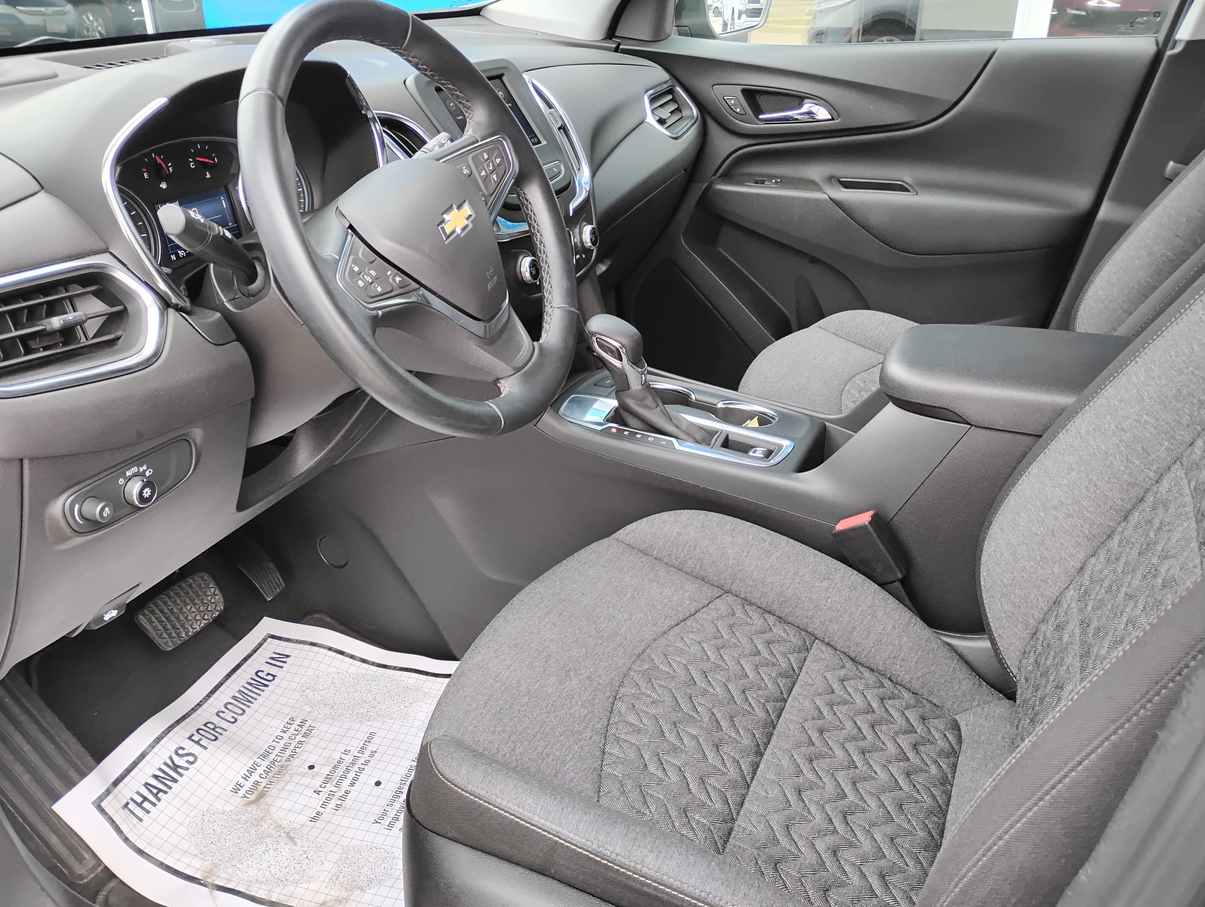 Used 2024 Chevrolet Equinox LT FWD image 11