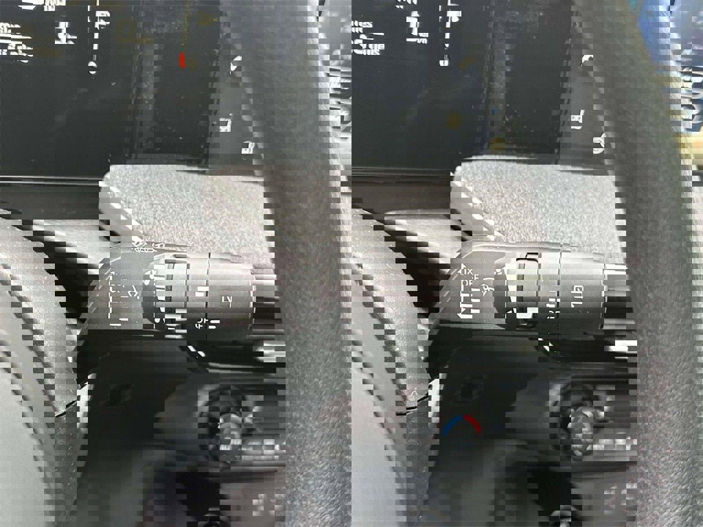 New 2026 Nissan Kicks SV w/ SV Premium Package image 22