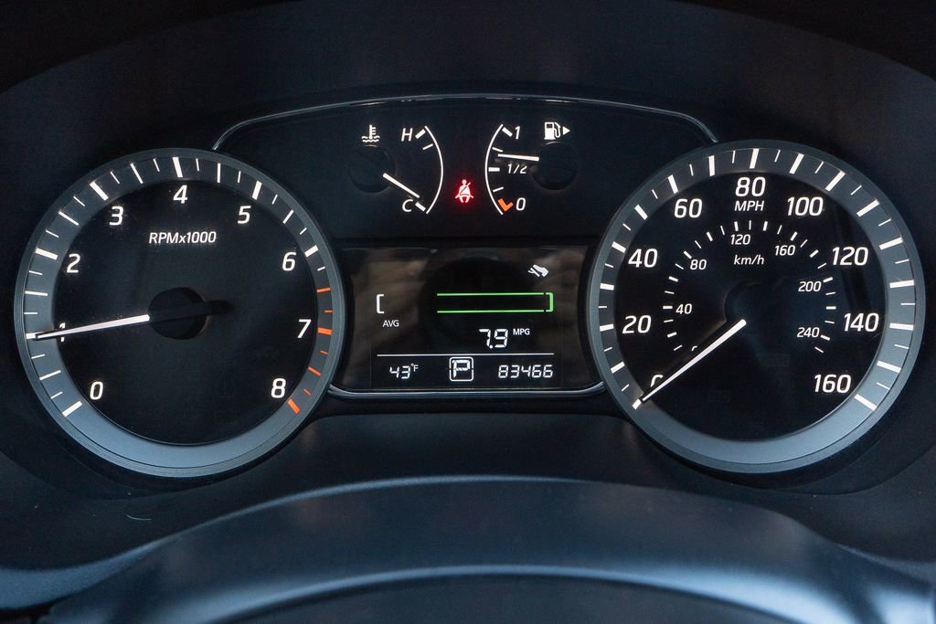 Used 2014 Nissan Sentra SV w/ SV Driver Package image 3