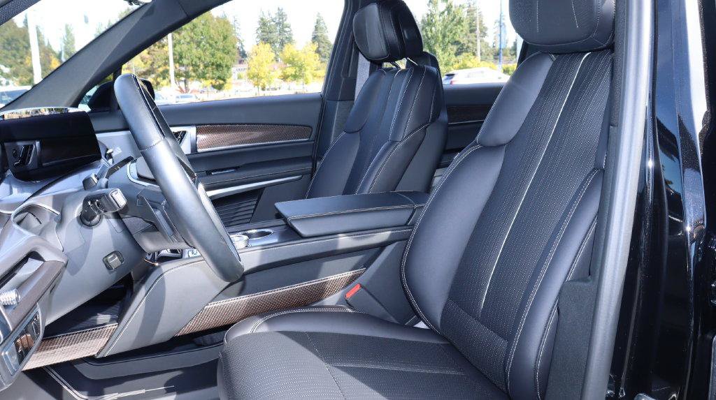 Certified 2026 Cadillac Vistiq Sport AWD/4WD image 26