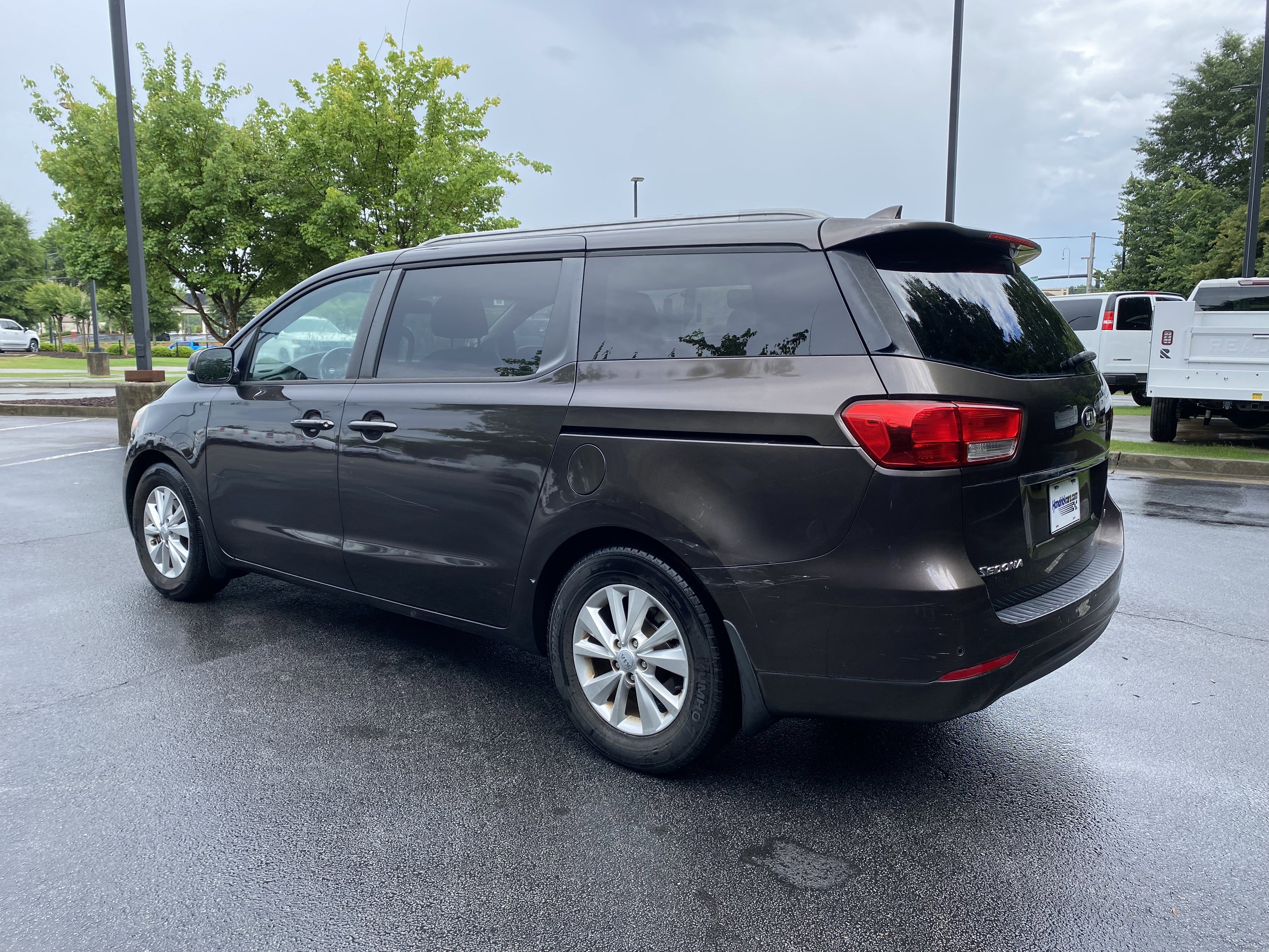 Used 2016 Kia Sedona LX w/ LX Essentials Premium Package FWD image 7