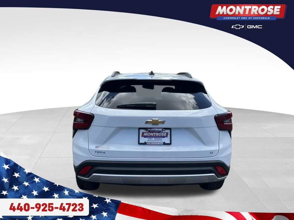 New 2026 Chevrolet Trax LT w/ LT Convenience Package FWD image 4