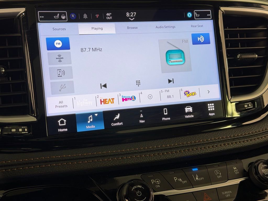 Used 2024 Chrysler Pacifica Pinnacle image 19