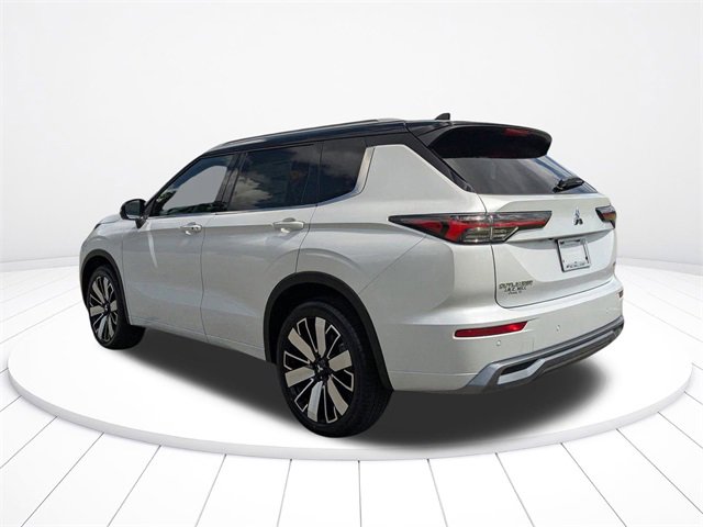 New 2025 Mitsubishi Outlander SEL image 5