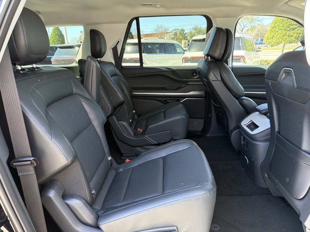 New 2026 Lincoln Navigator L Premier image 22
