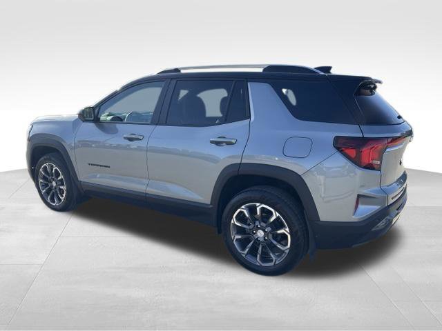 Certified 2026 GMC Terrain Elevation w/ Elevation Premium Package AWD/4WD image 3