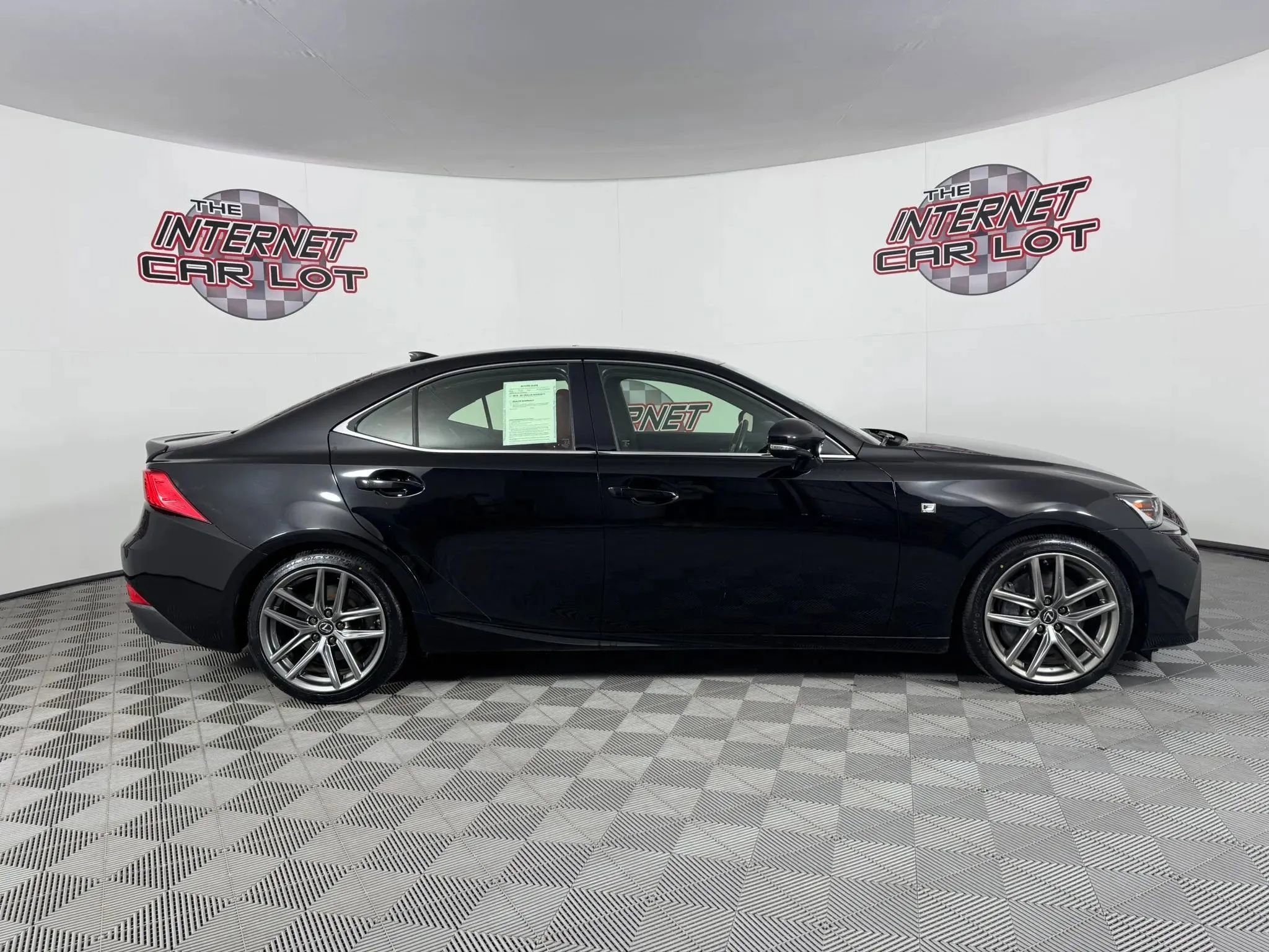 Used 2020 Lexus IS 300 F Sport w/ F Sport Package image 8