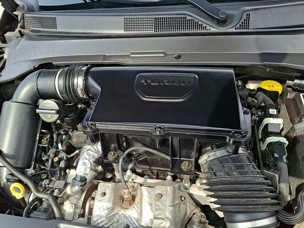 Used 2023 Jeep Compass Latitude image 30