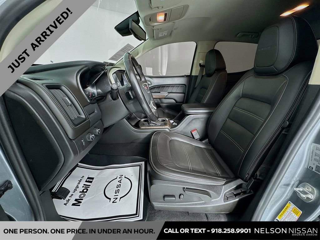 Used 2022 GMC Canyon Denali image 22