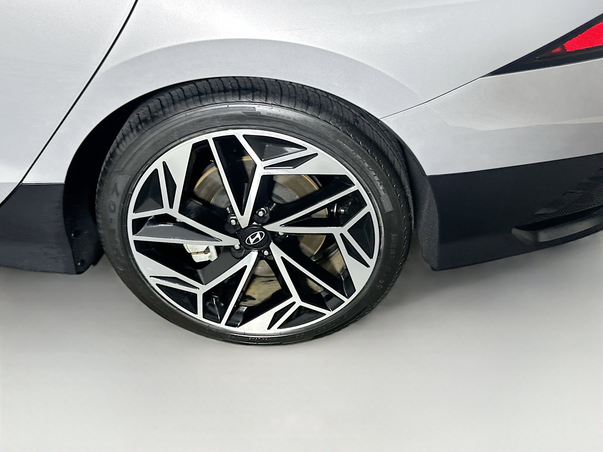 Used 2023 Hyundai Ioniq 6 SEL image 11