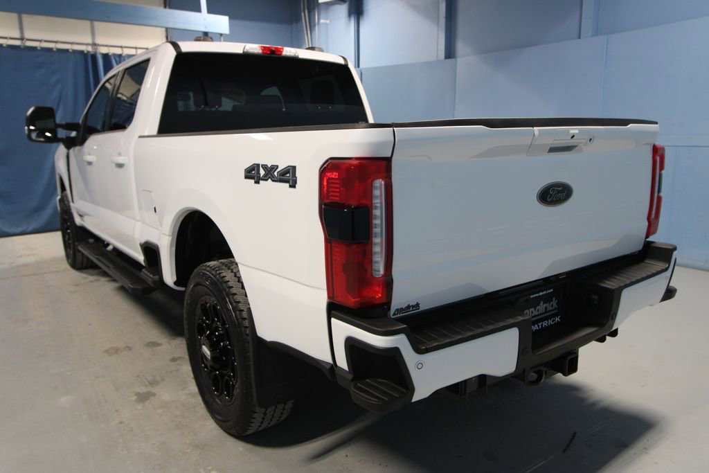 Used 2025 Ford F350 Lariat w/ Black Appearance Package image 35