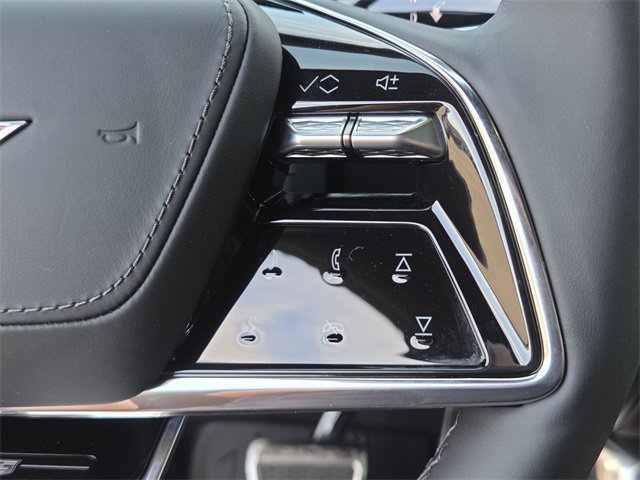 New 2026 Cadillac Lyriq V w/ Exterior Carbon Fiber Package image 22