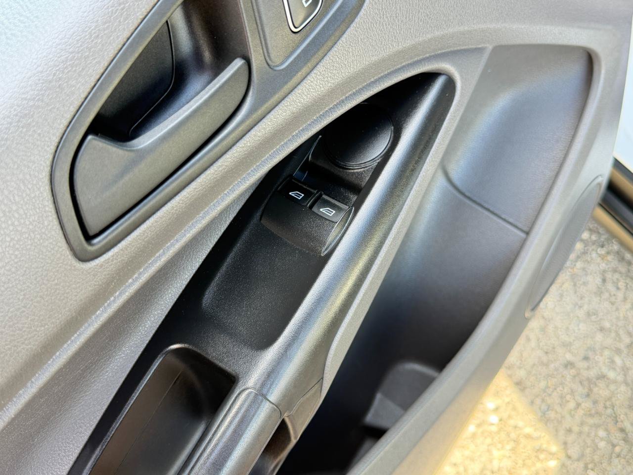 Used 2022 Ford Transit Connect XL FWD image 18
