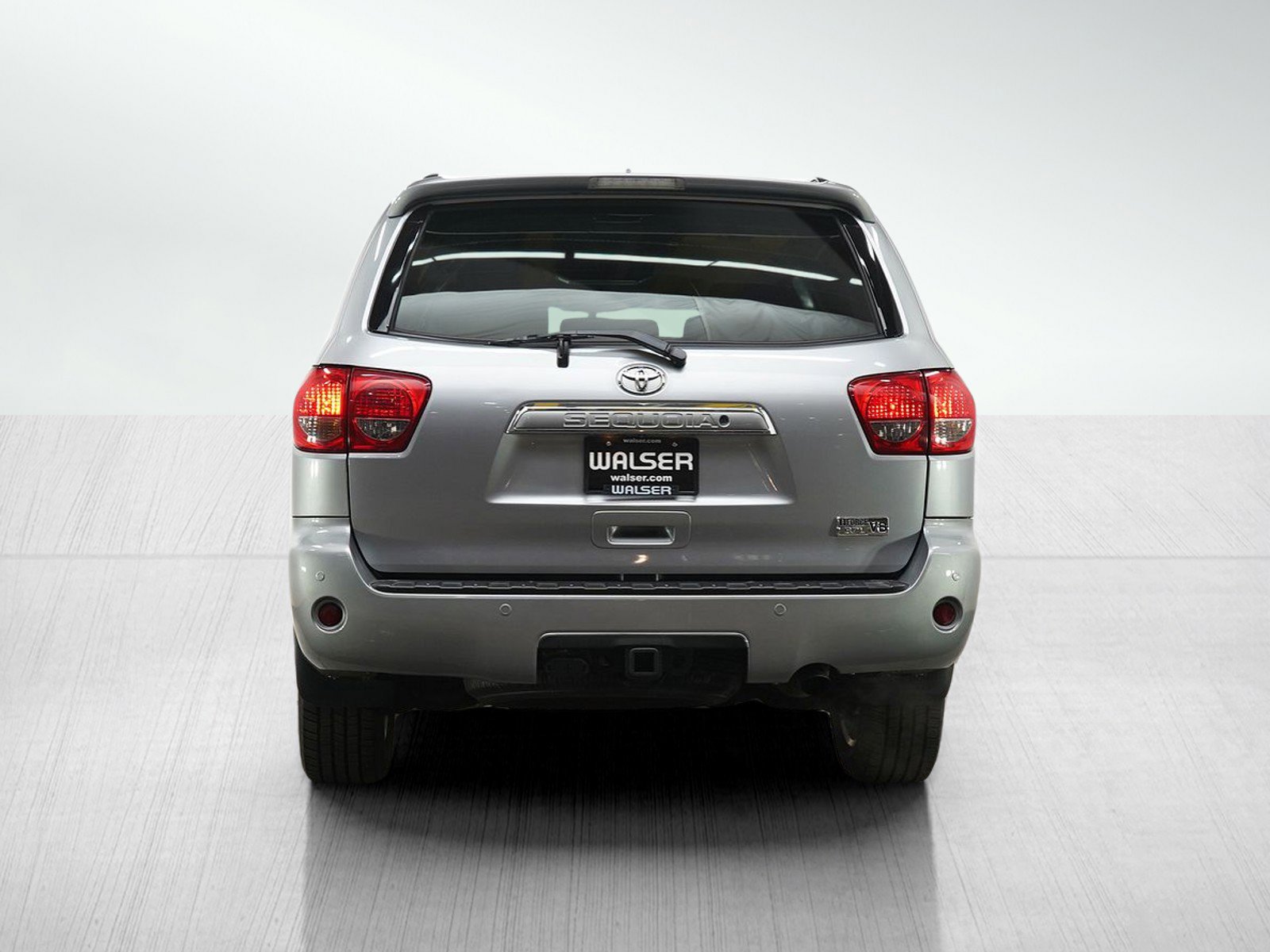 Used 2012 Toyota Sequoia Platinum AWD/4WD image 4