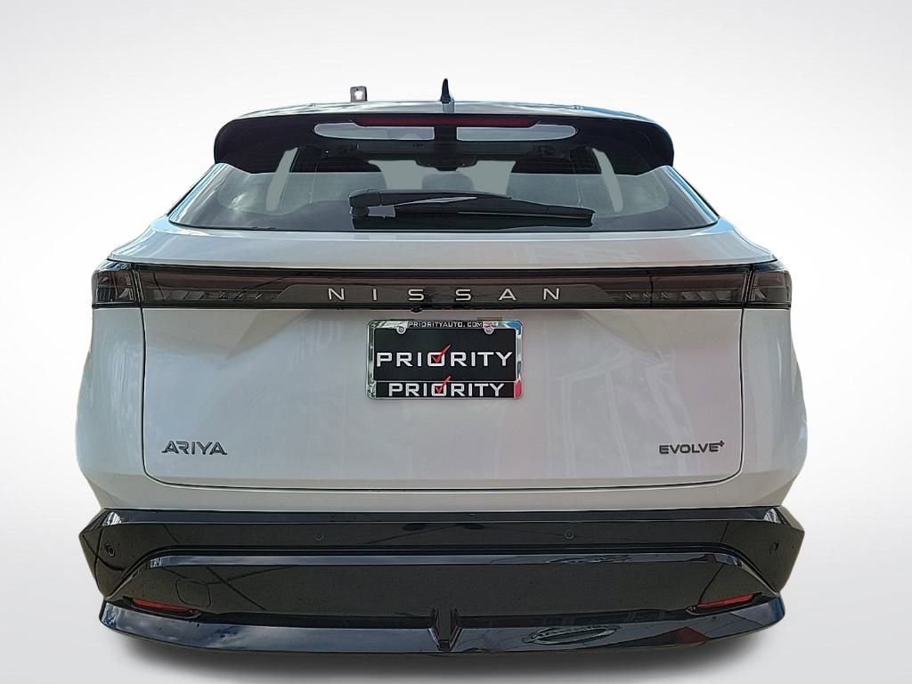 Used 2023 Nissan Ariya FWD image 4