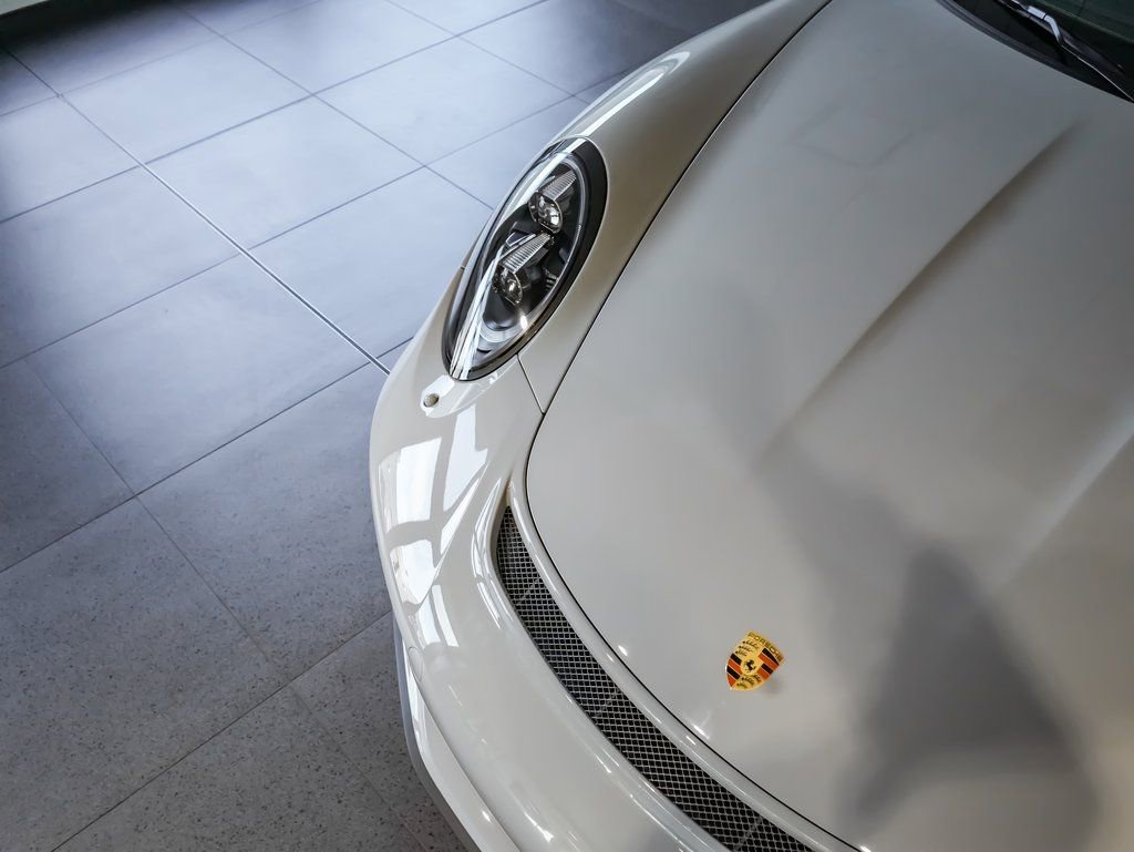 Certified 2019 Porsche 911 Speedster image 33