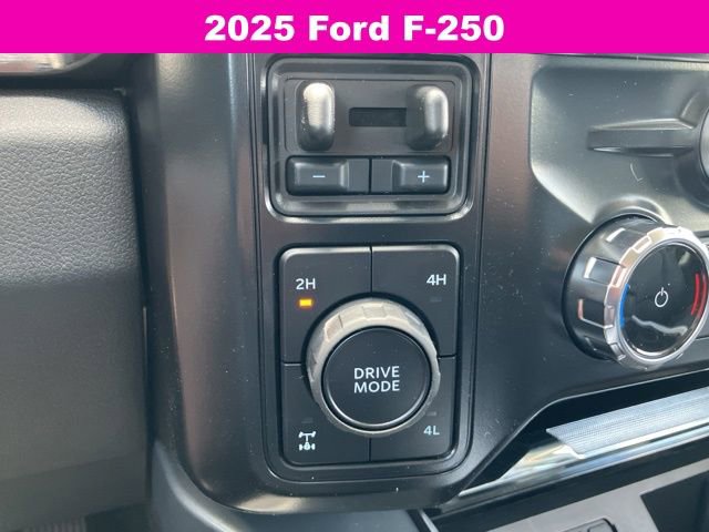 New 2025 Ford F250 Lariat w/ Lariat Ultimate Package image 25