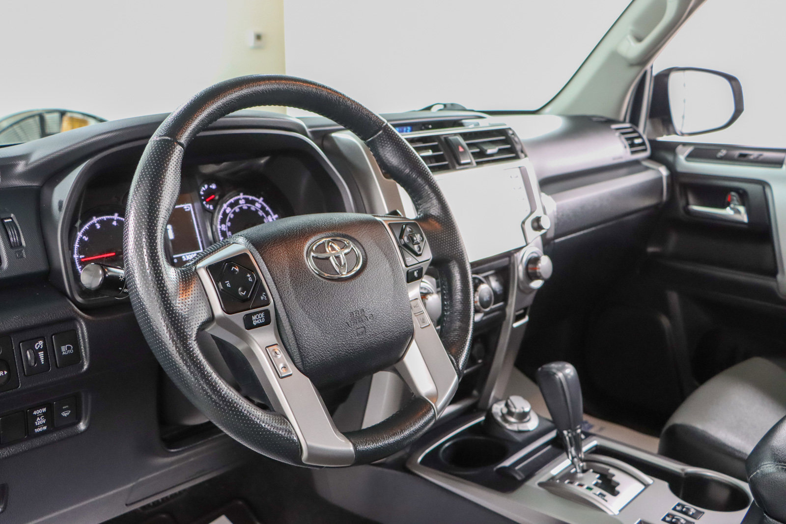 Used 2023 Toyota 4Runner SR5 Premium w/ Moonroof Package image 24