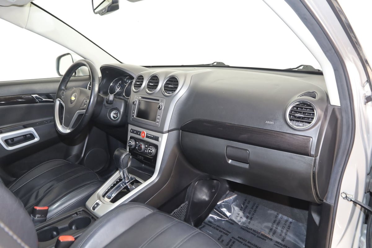 Used 2014 Chevrolet Captiva Sport LT w/ Convenience Package FWD image 33
